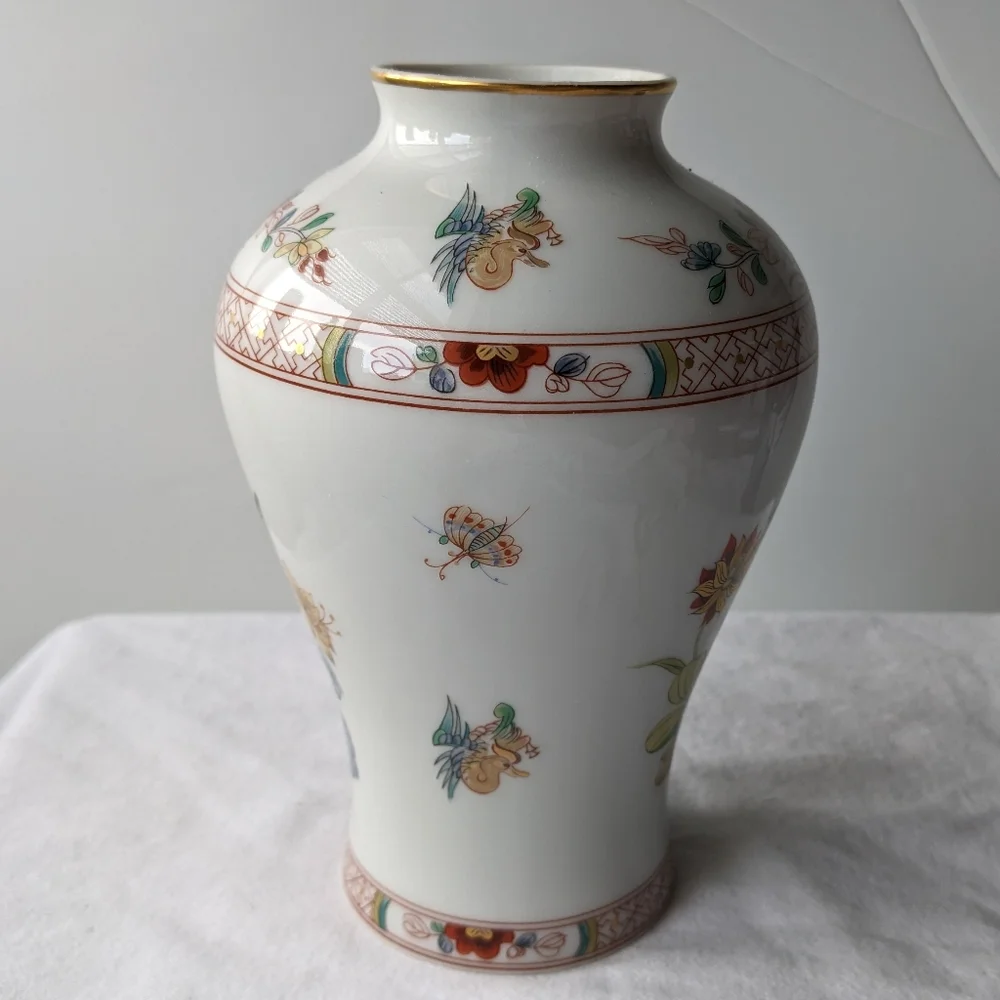 Vintage Haviland Limoges Cathay Floral Gold Trim Porcelain Vase